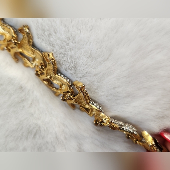 Butler Fifth Avenue Vintage Running Horses Crystal Bracelet - Picture 13 of 14